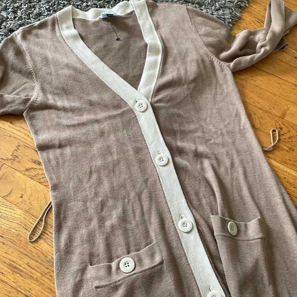 Cabi Women's Taupe Genteel Long Button-Up Cardigan Sweater Size X Small #6161 - Picture 13 of 15